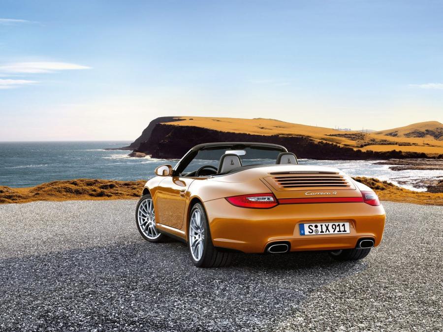  Porsche 911 Carrera 4 Cabriolet 2008 года  (фото 8 из 9)